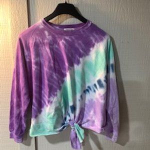 Adorable Junior's/women's purple, green, blue and white tie-dye sweatshirt